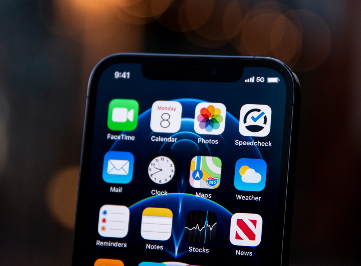 万安苹果手机维修分享为什么 iPhone 12 在冬季会自动关机 